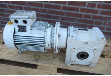 47 RPM 3 KW Asmaat 38!! mm. Used